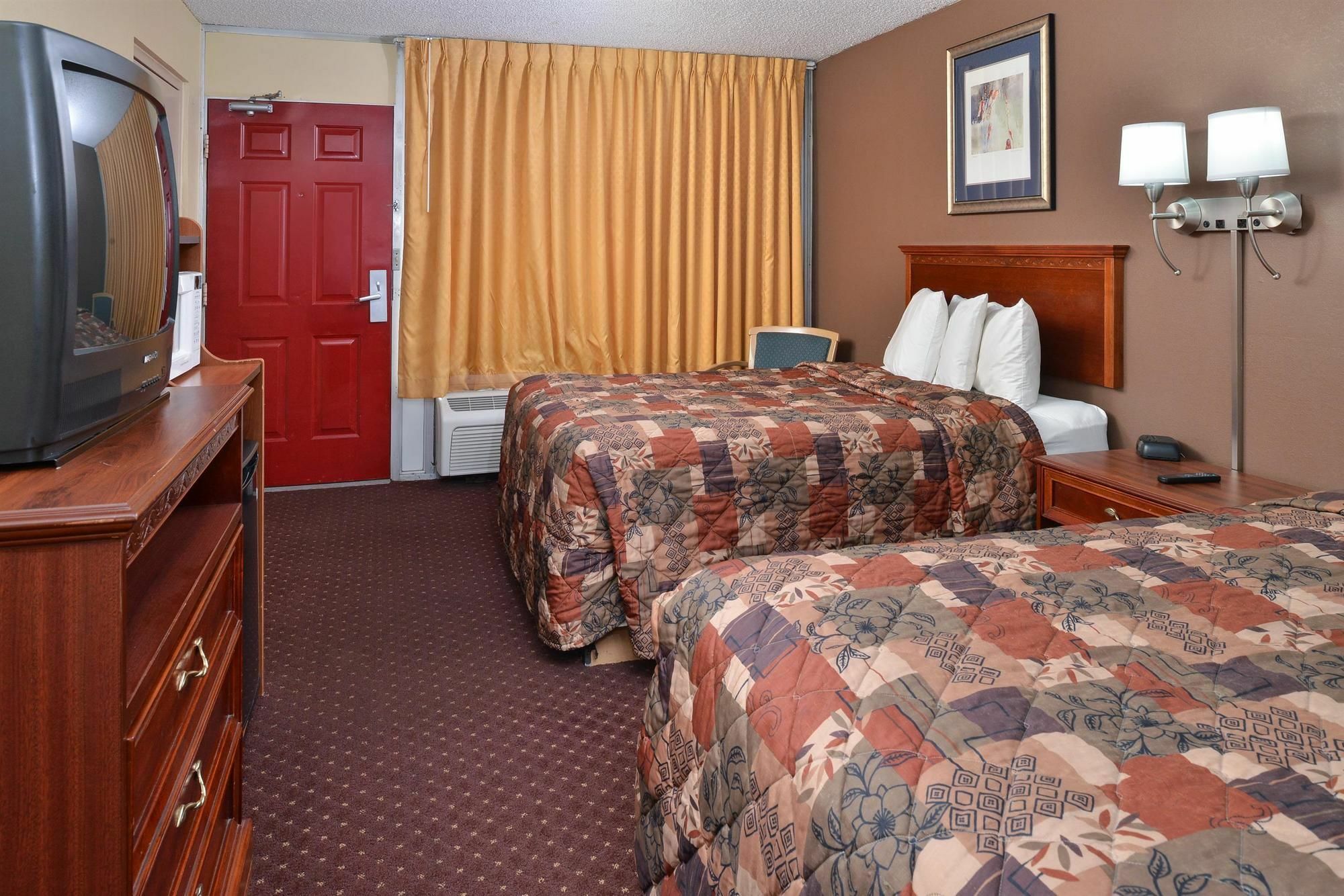 Americas Best Value Inn Tulsa I-44 Exterior photo